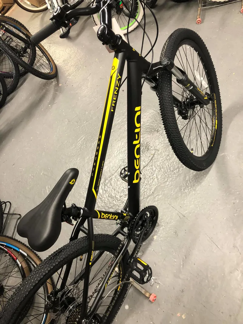 Bentini Frenzy 26 Inch Mountain Bike-1